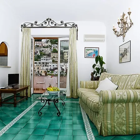 Charlotte Apartment Positano